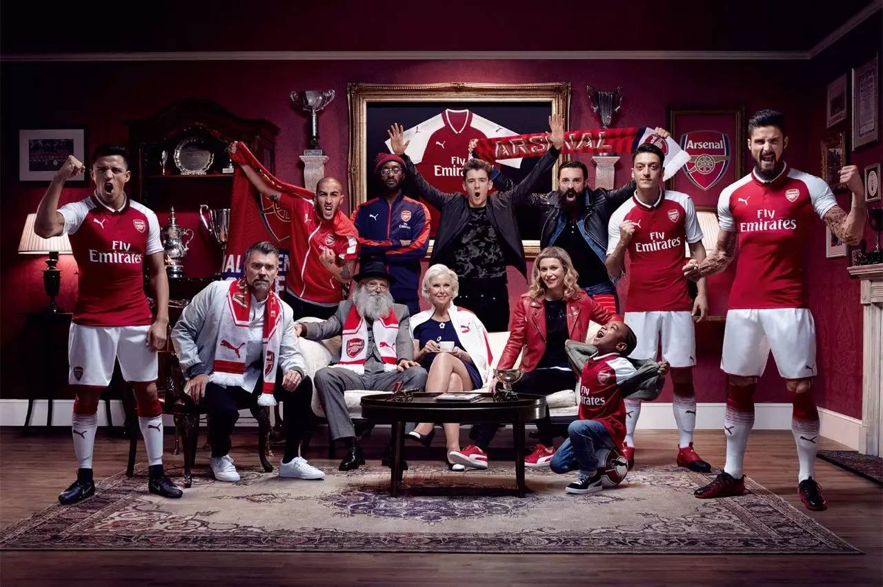 西甲：巴萨客场2-2战平塞维利亚（西甲：巴萨客场与塞维利亚2-2握手言和）