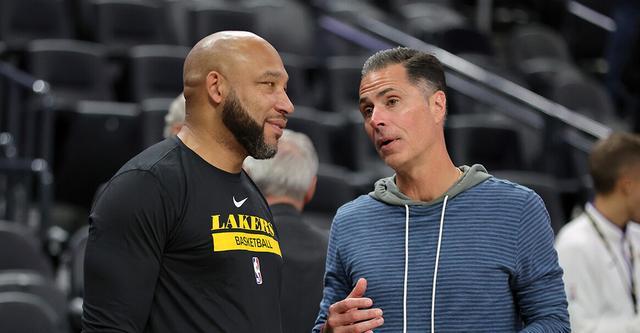 巴黎主帅战术受质疑（巴黎主教练战术引发质疑）