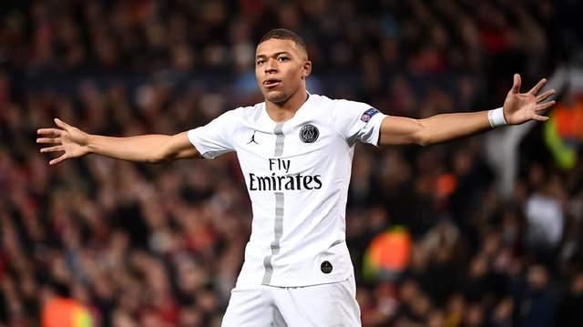 芬奇谈启用海兰德：他一直很有耐心，并在训练中表现出色（芬奇谈为何启用海兰德：耐心十足，训练表现亮眼）