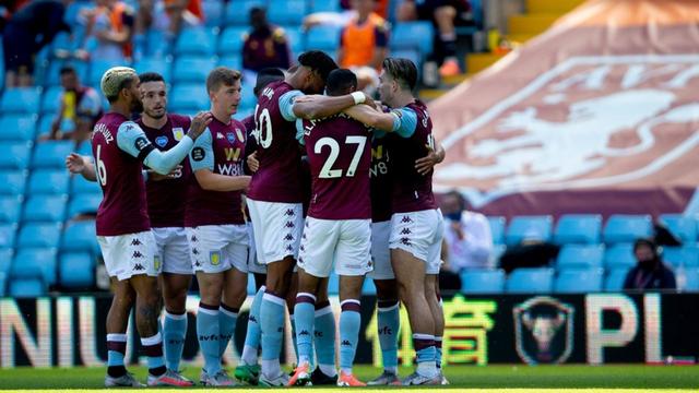 巧合？美国队此前刚赢了世界杯小组赛对手澳大利亚、巴拉圭（巧合还是必然？美国队此前刚战胜过世界杯同组的澳大利亚和巴拉圭）