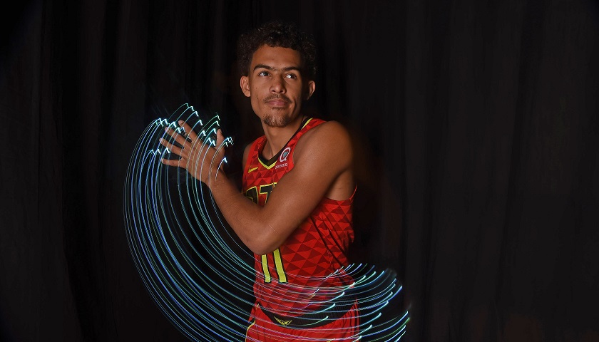 余力生以2小时06分38秒赢得瓦伦西亚马拉松，创英马历史第二佳绩，展现跨项实力，称霸铁三项目。（余力生以2：06：38封王瓦伦西亚马拉松，创英马史上次快成绩，跨界实力尽显称霸铁三）