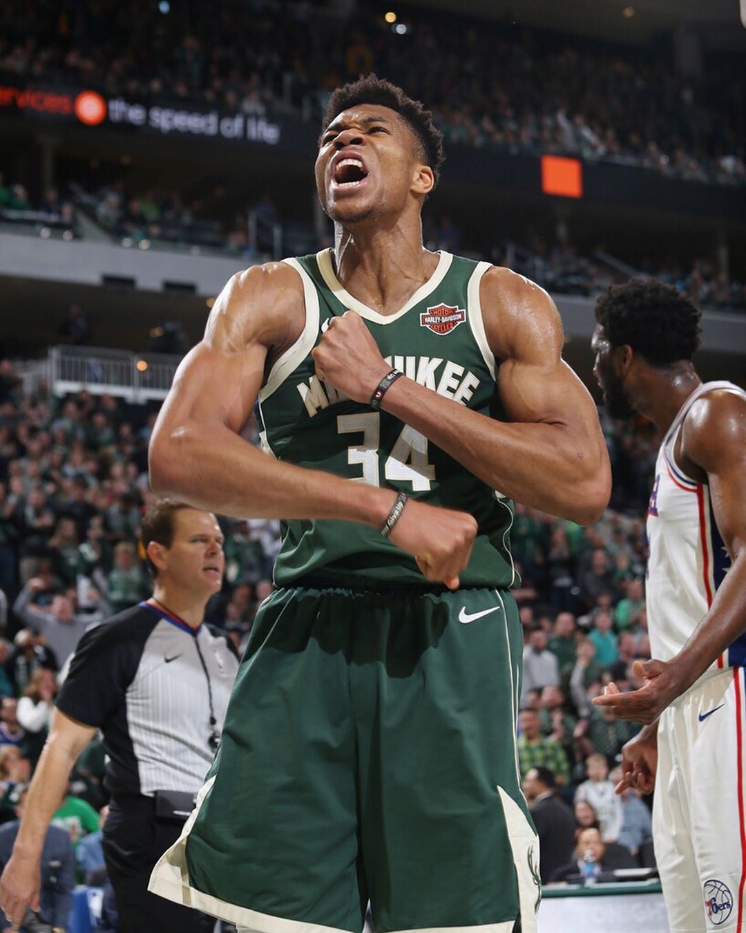 瑞天空：AC米兰与阿利松接触，利物浦对明夏转会持开放态度（瑞天空：米兰与阿利松已有接触，利物浦对其明夏转会持开放立场）