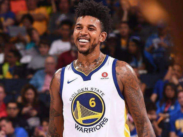 斯卢茨基：很高兴队员们能摆脱不好的情绪，展现出应有的精神（斯卢茨基：欣慰队员走出阴霾，展现应有的斗志）