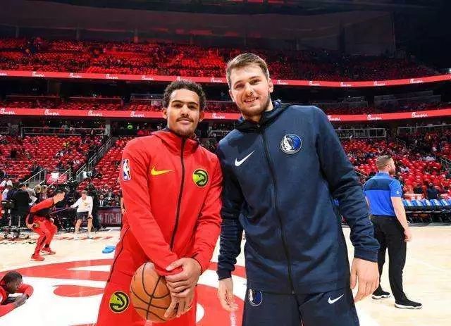 尼昂：在米兰时米哈就像我的父亲；巴洛特利需要信任他的教练（尼昂：米兰时期米哈待我如父；巴洛特利应信任主帅）