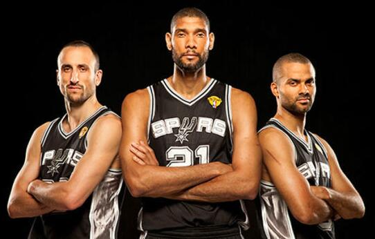 法比奥谈联赛全勤：我坚持自己的初心，登场时是100%的状态（法比奥：联赛全勤源于初心，上场即百分百状态）