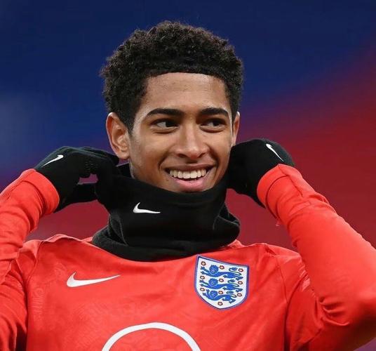 持续压制，欧冠开赛至今英超队对西甲队6胜1负占据优势（英超压过西甲：欧冠开赛以来交锋6胜1负）