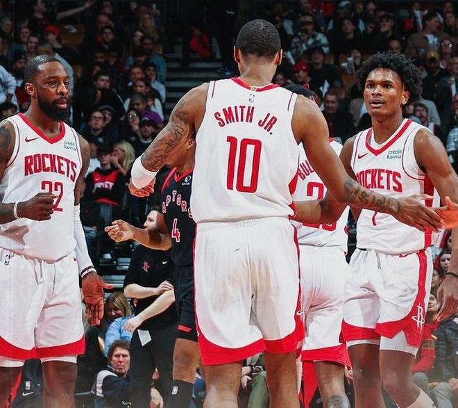 意天空：圣地亚哥尚未恢复完整合练，大概率会缺席米兰德比（意天空：圣地亚哥仍未恢复合练，恐将无缘米兰德比）