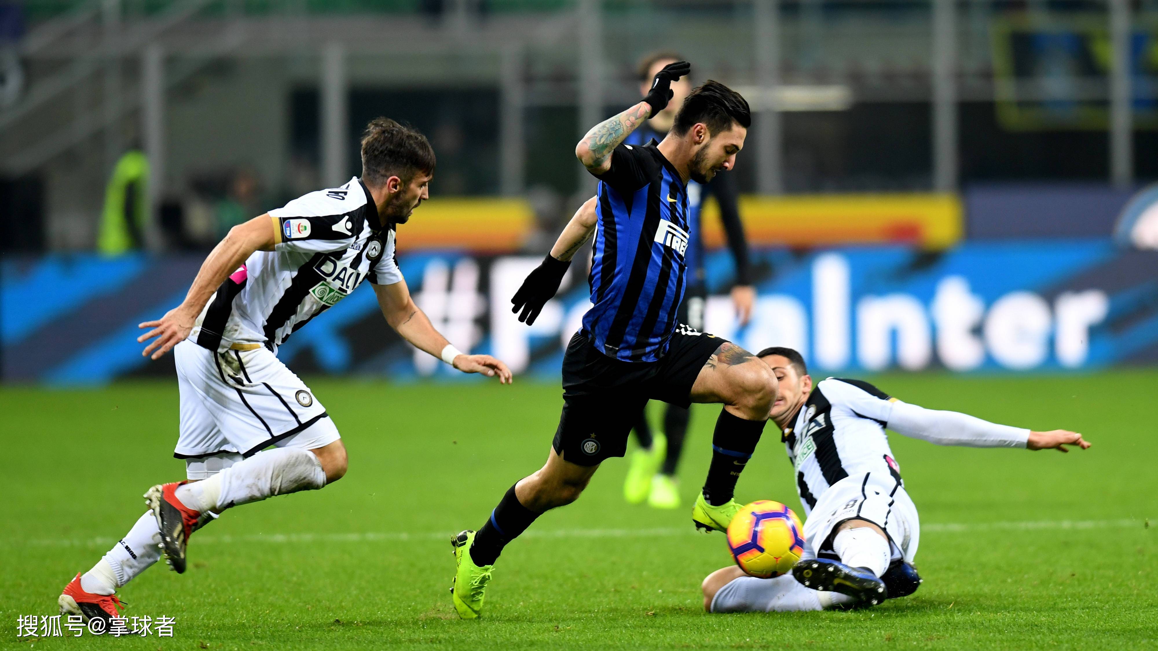 皇社教练：梅里诺像神一样；奥萨苏纳不降级可能没有如今的他（皇社主帅：梅里诺如神；若非奥萨苏纳当年降级，就没有现在的他）