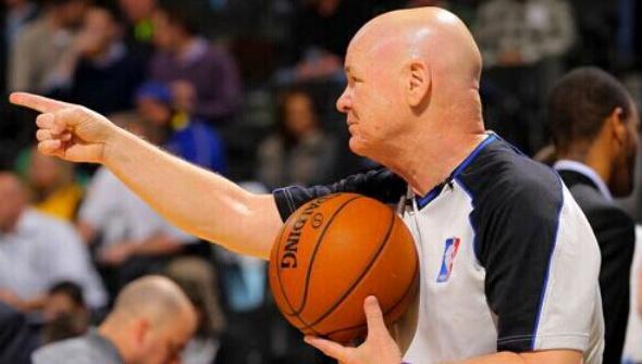 中国女足出战英格兰女足名单：王霜、吴海燕领衔，张琳艳在列（对阵英格兰女足，中国女足大名单公布：王霜、吴海燕领衔，张琳艳入选）