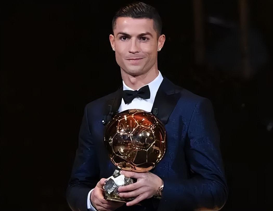 拉什福德：莱万告诉我要多传中，为孔德梅开二度感到高兴（拉什福德：听从莱万建议多传中，为孔德梅开二度感到开心）